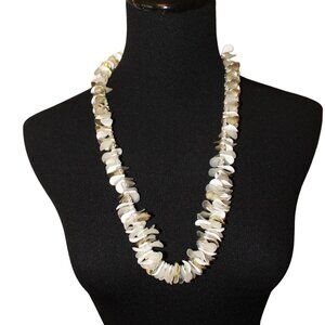 NECKLESS Vintage Shell Look Fun